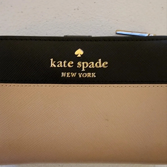 Kate spade Staci Colorblock Small Zip Around Wallet Warm Beige Black - Picture 8 of 9